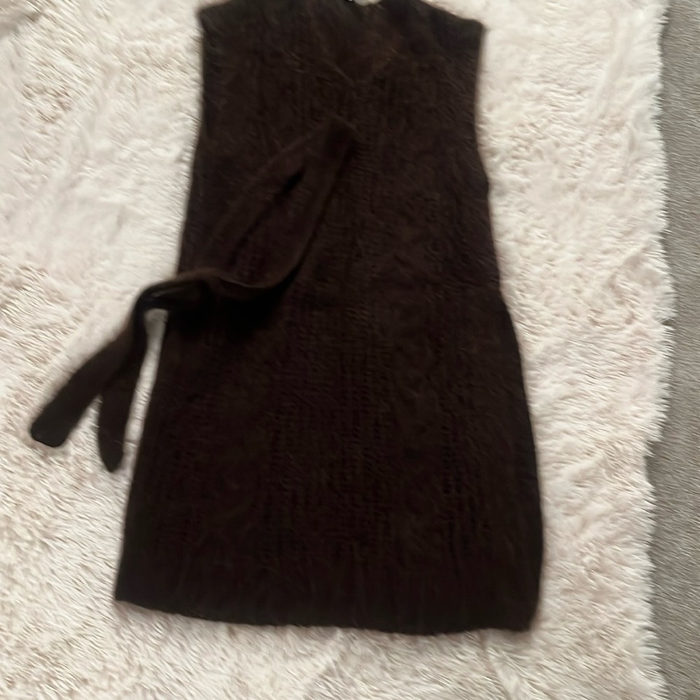 Sweater dress with belt